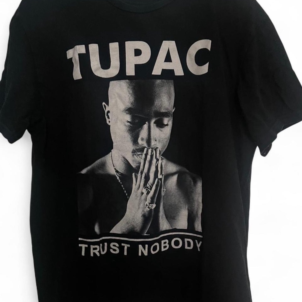 Black Tupac Graphic T-Shirt